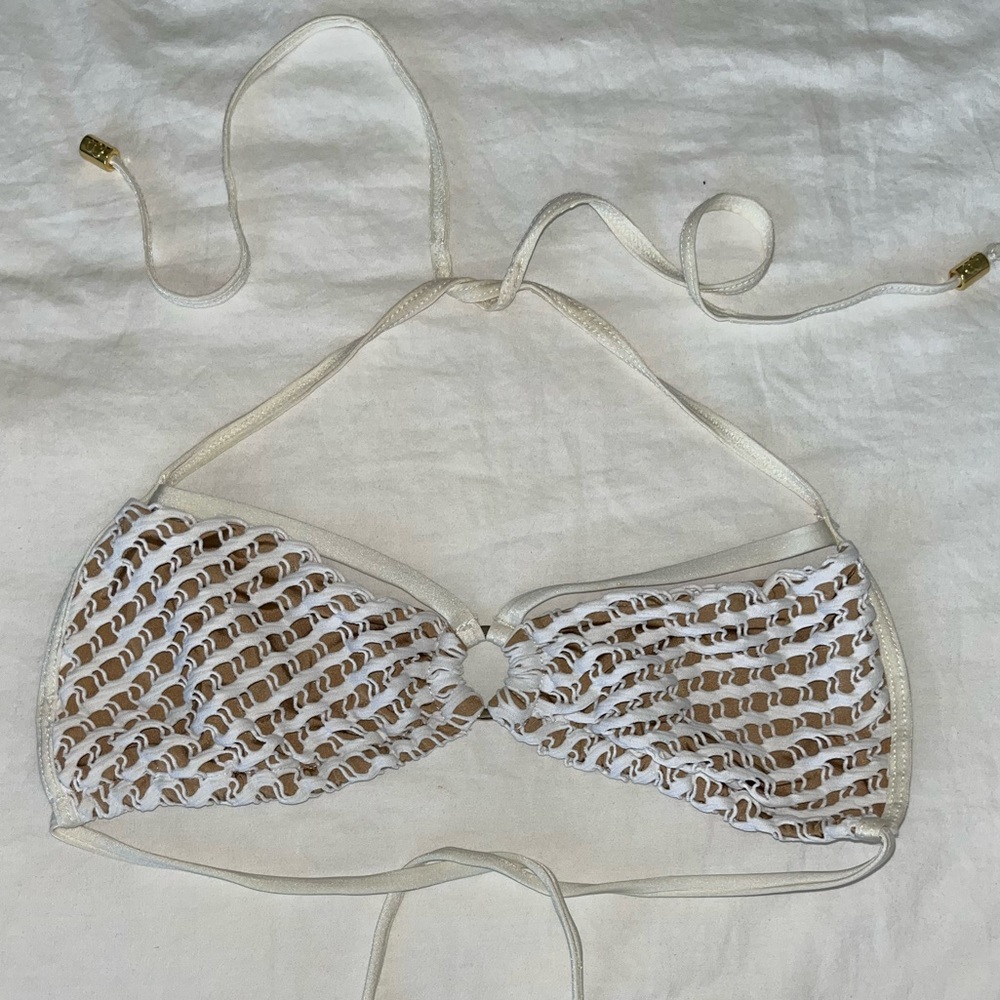 Beach Bunny bathing suit top